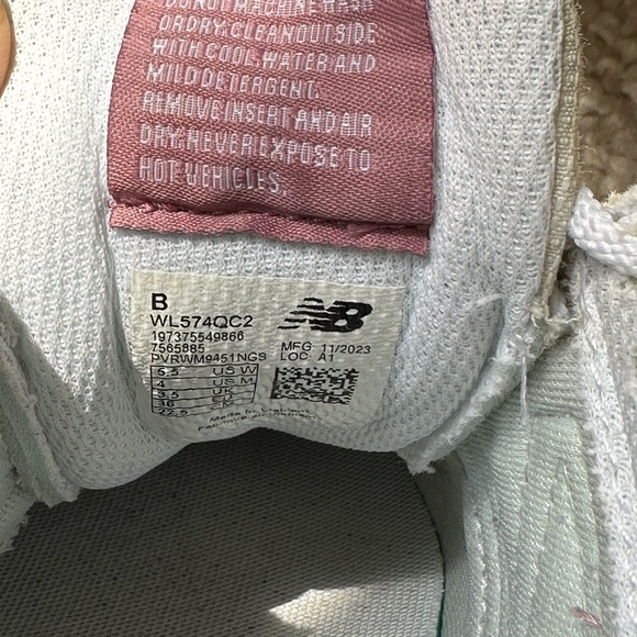 New Balance Women's 574 Beige Pink/Rose Sneakers - Picture 6 of 7